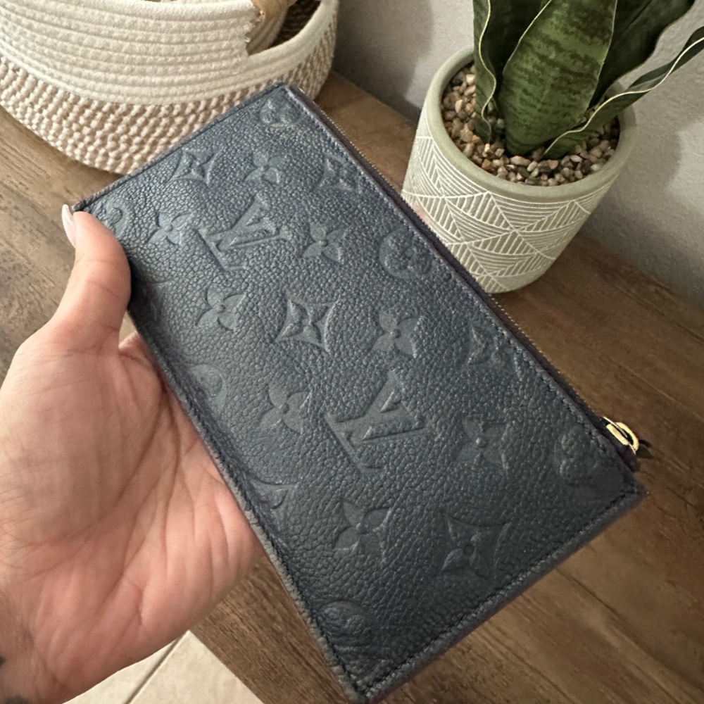 Black Louis Vuitton Zipper Wallet/Pouch